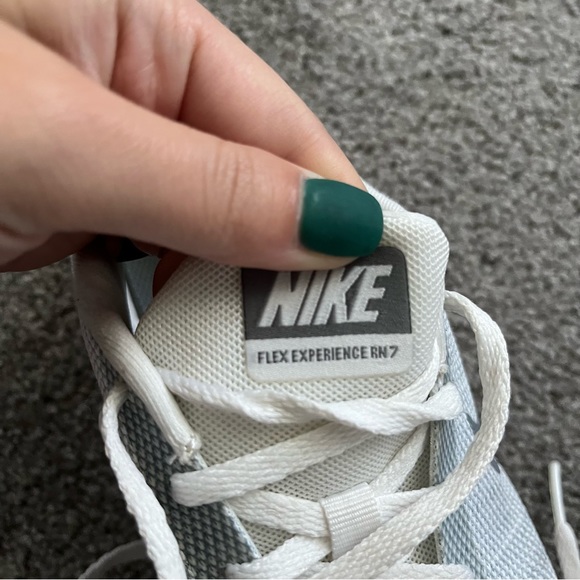 Womens Nike Sneakers - Picture 2 of 9